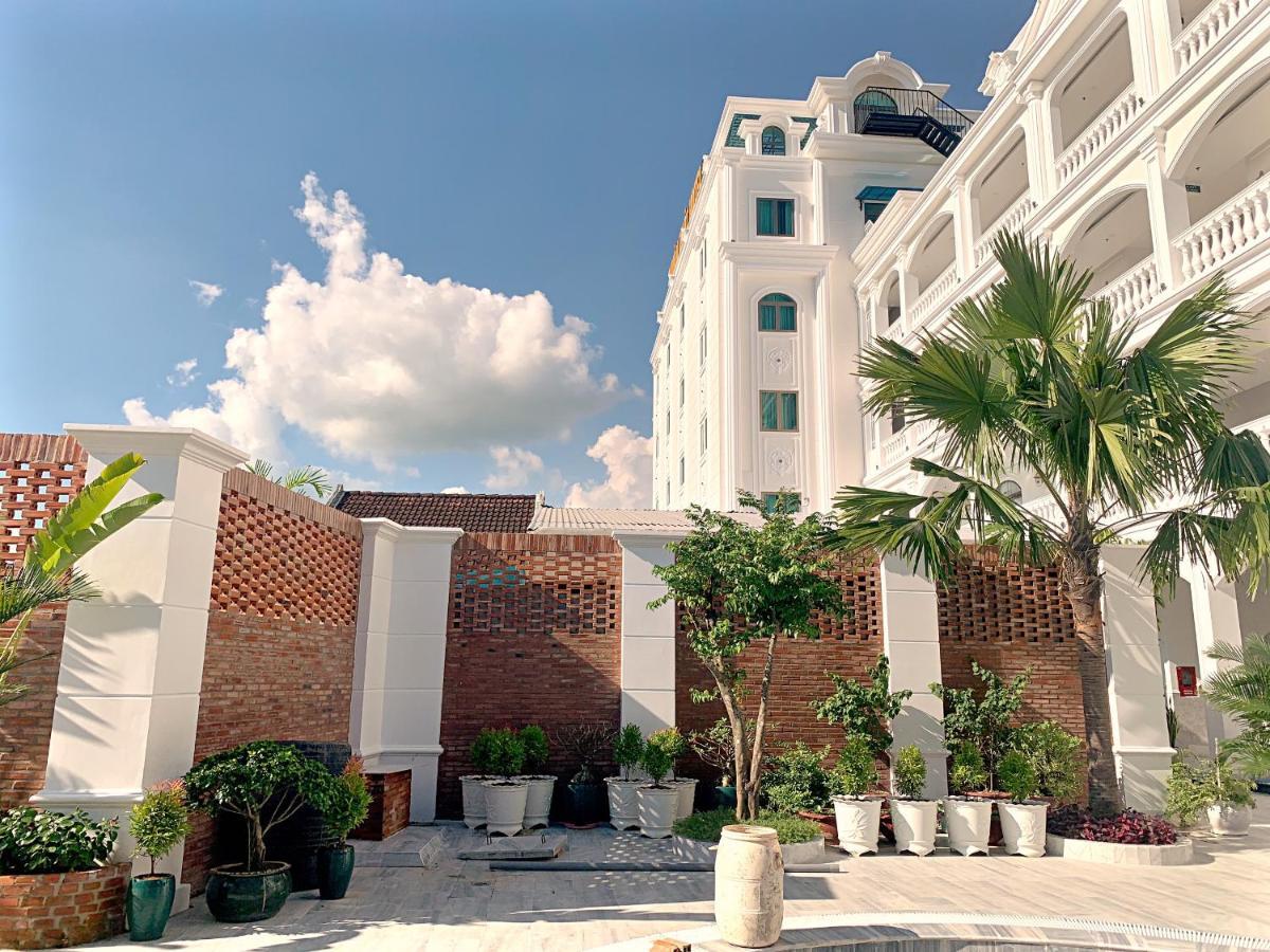 Thuan Phat Hotel Soc Trang Exterior photo